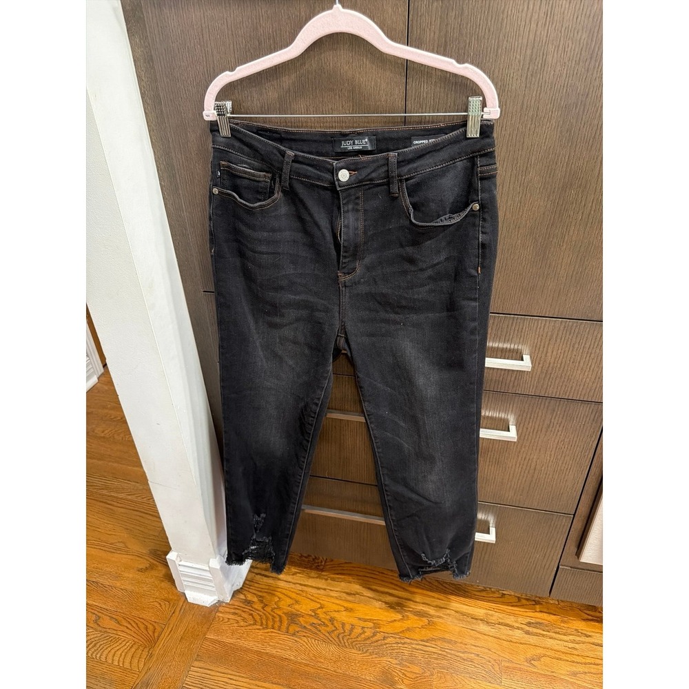 Judy Blue branded black distressed cropped skinny fit jeans size‎ 16 (13/31)